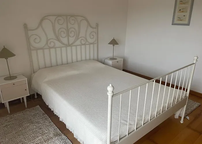 Holiday home Casa Da Foz Do Arelho Nadadouro